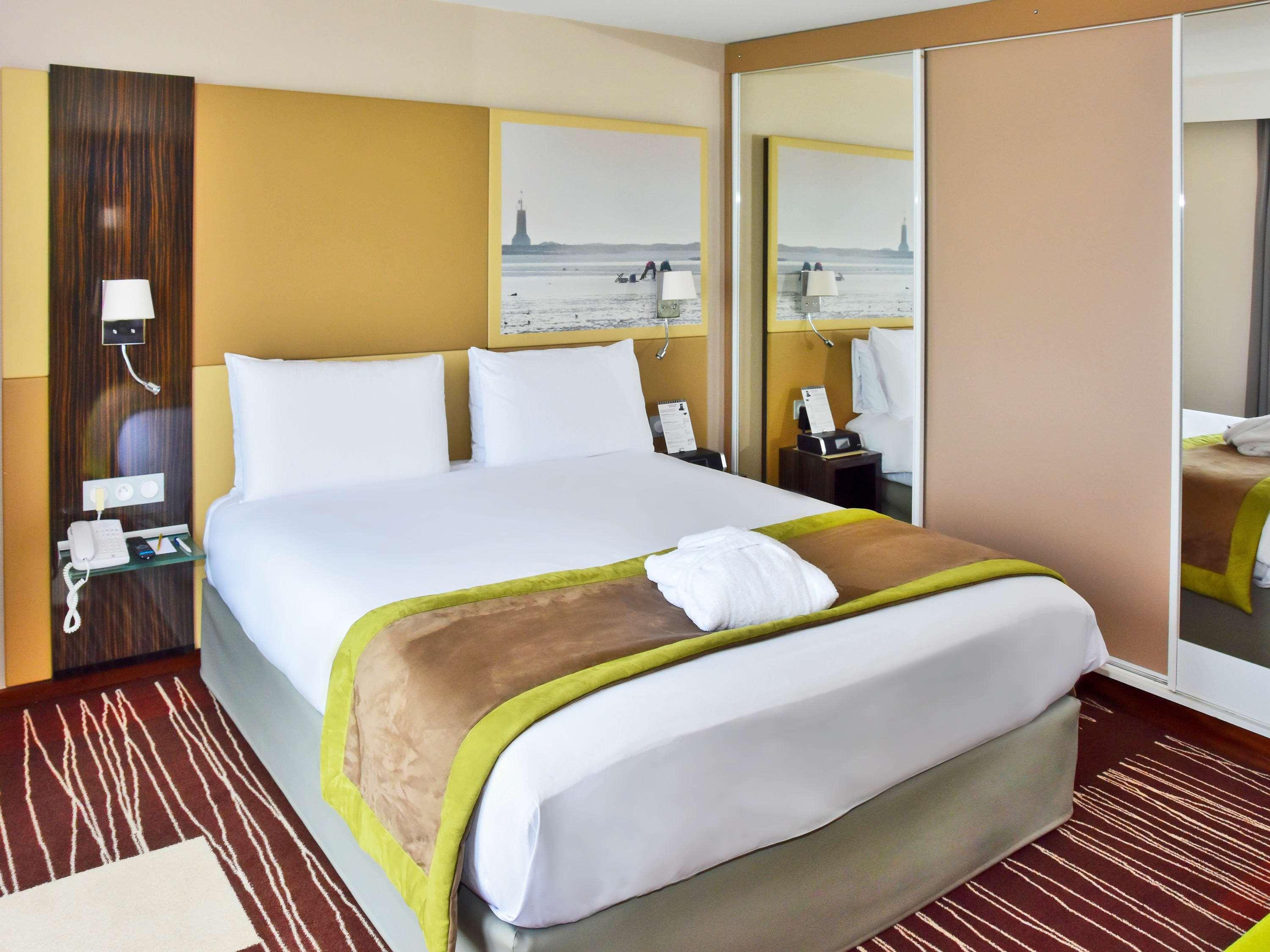 Mercure Granville Le Grand Large Exterior foto